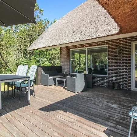 Blavand Holiday home *